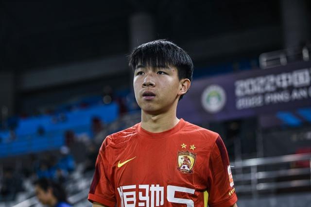 开云登录入口上海久事更衣室发声赛后广州队调整名单以备欧联，集结日辽宁本钢调整名单以备国王杯直接炸裂的简单介绍