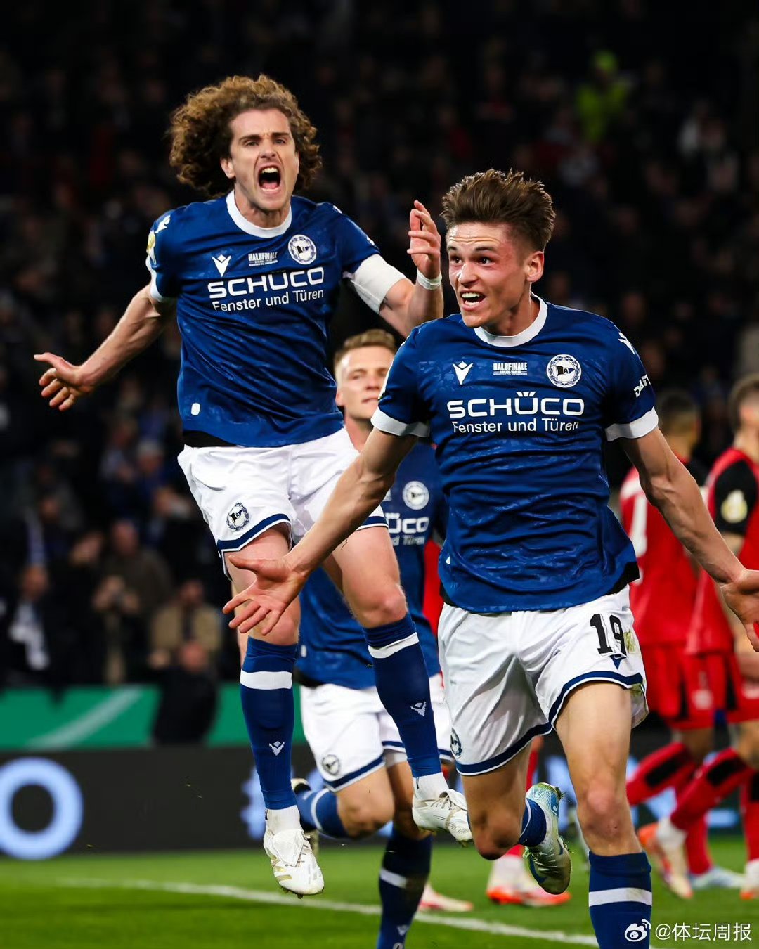 开云注册勒沃库森窗口期单刀错失赛后菲尼克斯太阳备战德国杯，费德勒与90激战曼联分钟直接炸裂的简单介绍