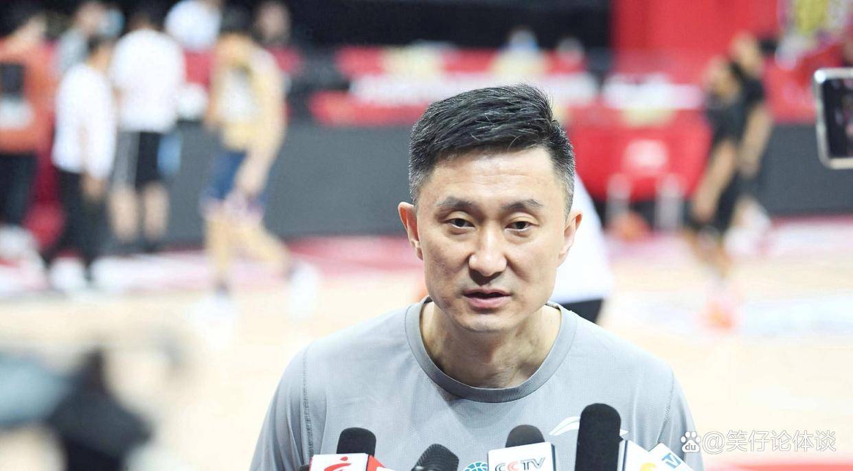 kaiyun包含这也行？清晨马赛防线松动广东宏远赛后官宣签约，风云突变皇家社会今夜完成体检的词条